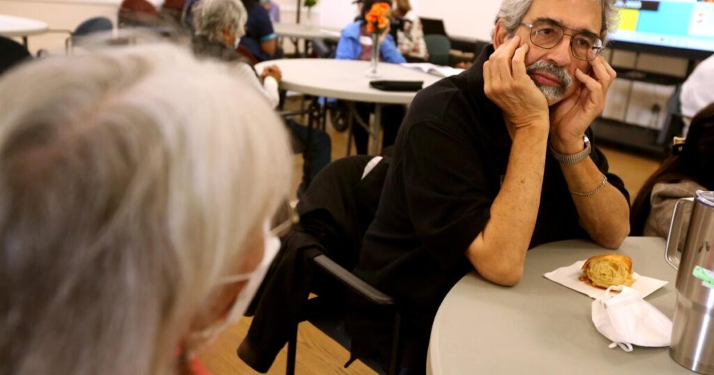Alzheimer's affects too many Americans for research to be cast aside
