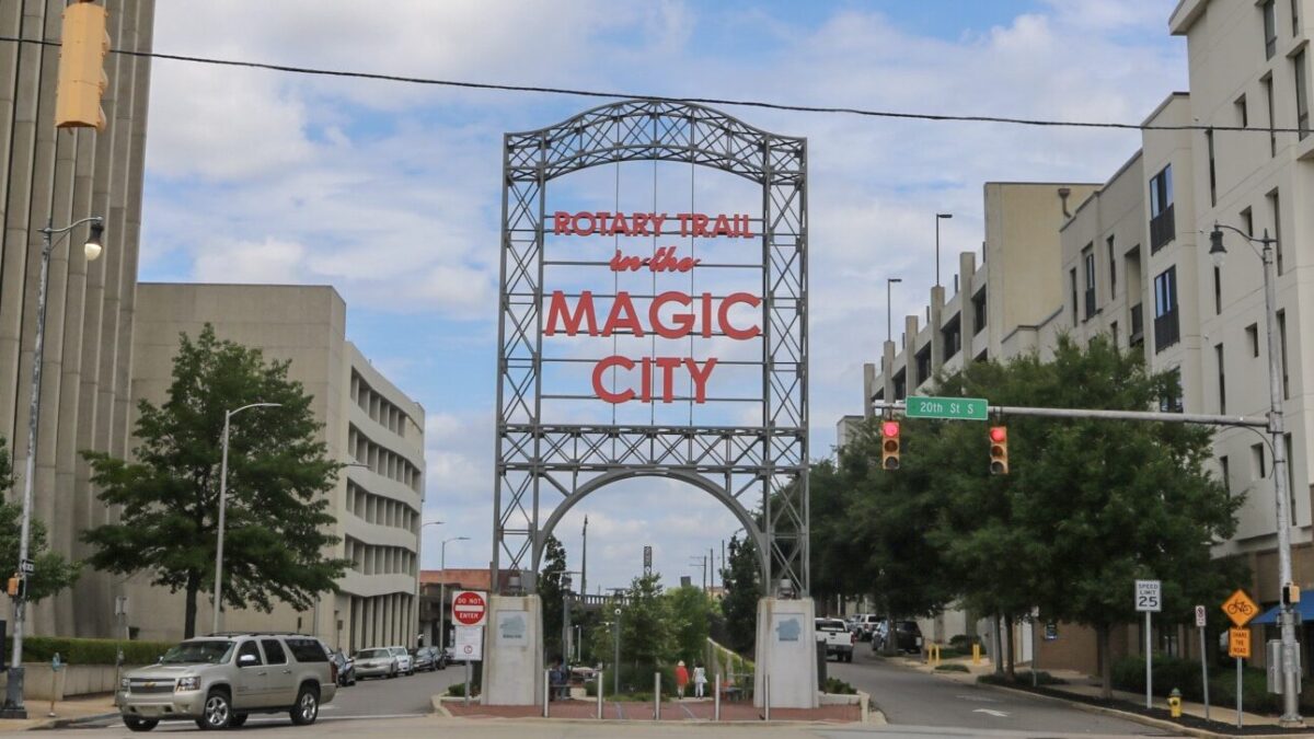 How to celebrate your grad in Birmingham—eat, drink, gifts + more 2 Rotary Trail