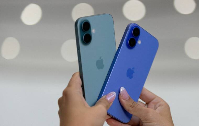 Report: Apple considers raising iPhone prices