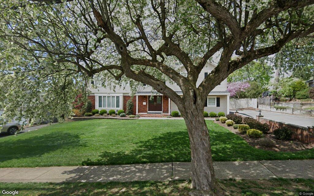 53 Palmer Drive, Wayne, NJ