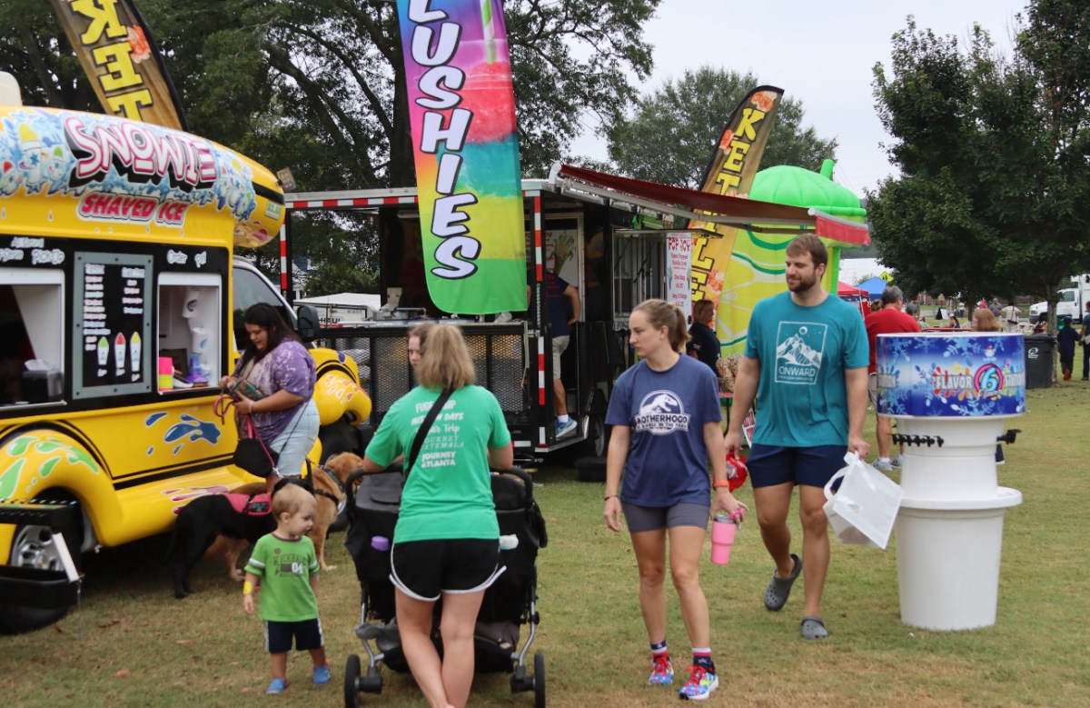 Why Dog Daze is the place to be, August 9—food, pup strut + free admission 6 Dog Daze