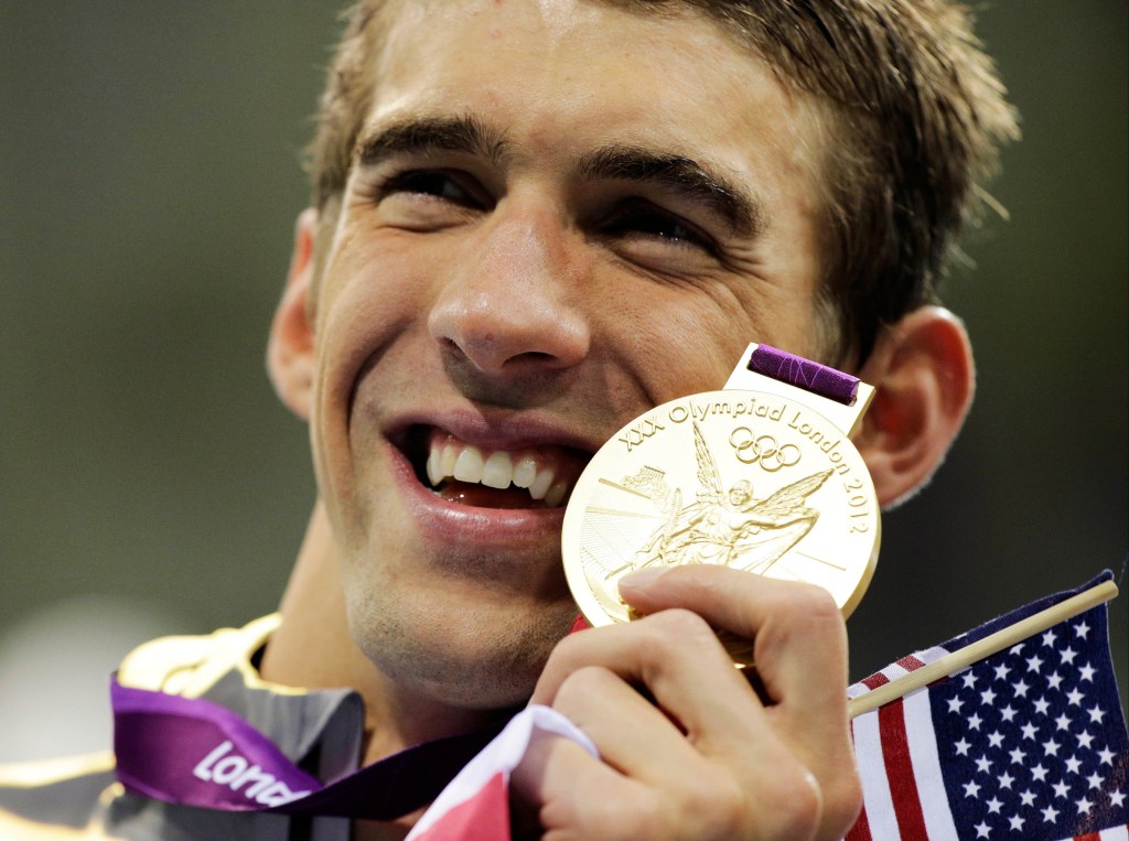 Michael Phelps becomes the most decorated Olympian of all time – Chicago Tribune