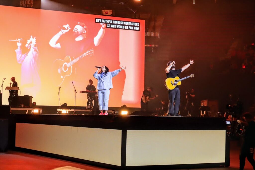 Thousands gather at Moda Center for Portland’s largest Christian event in decades