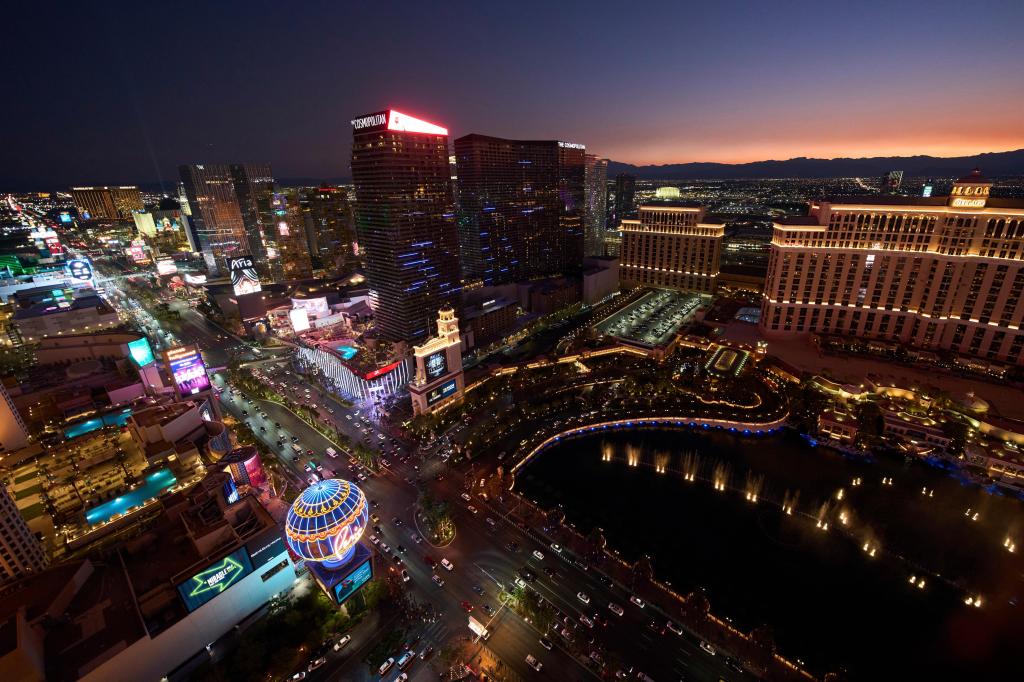 El turismo en Las Vegas disminuye 11%; algunos culpan de ello a las políticas de Trump – Chicago Tribune