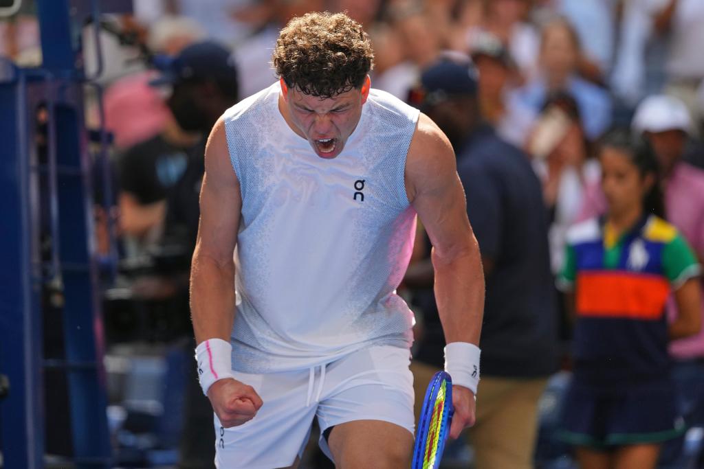 Shelton, Fritz get American men off to strong start at US Open