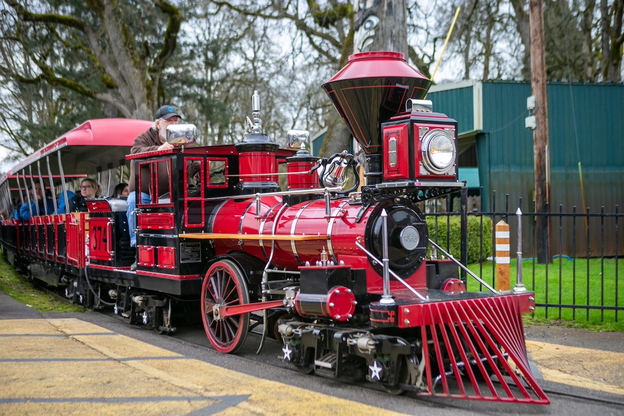 Oaks Amusement Park rides in Southeast Portland