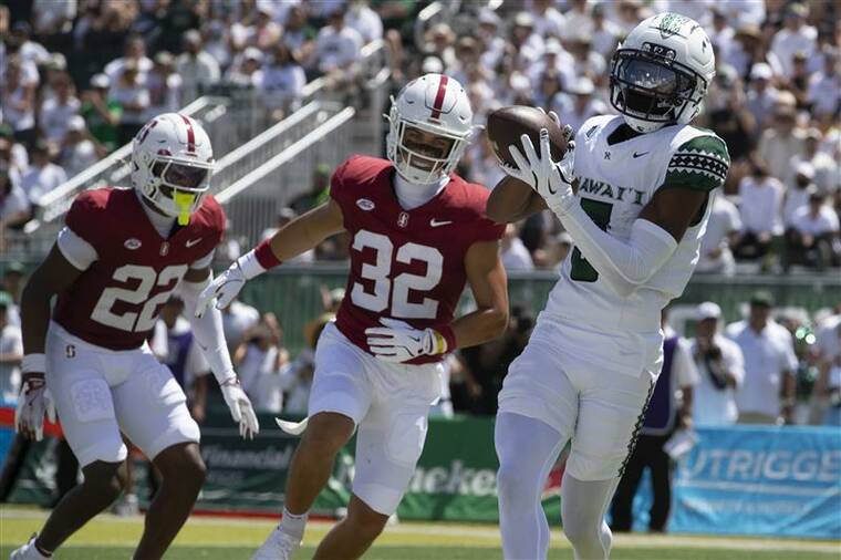 Hawaii rallies to beat Stanford with walk-off field goal