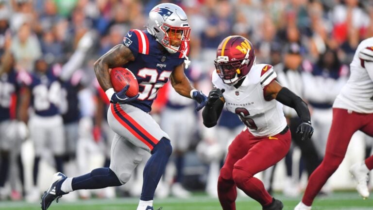 Here's who stood out, struggled in preseason opener