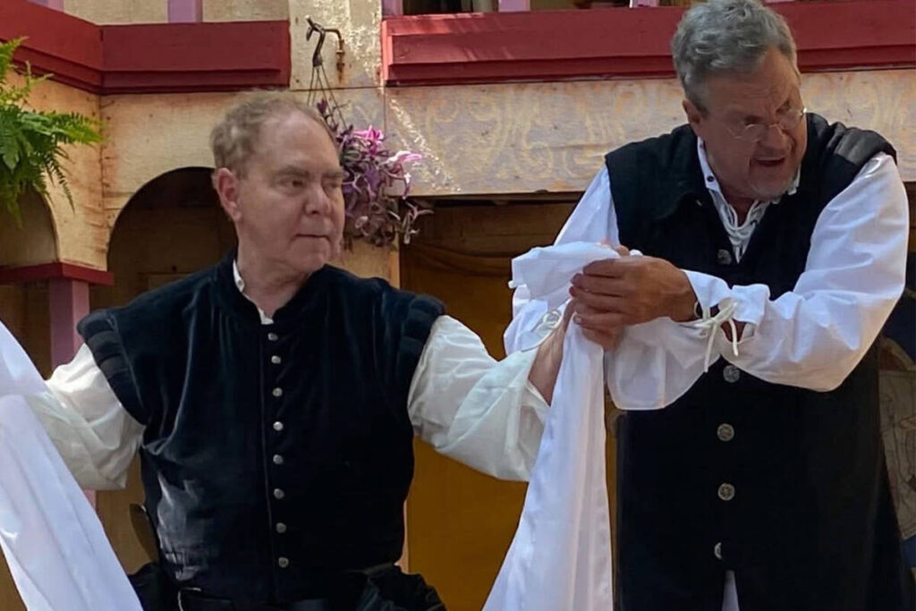 Rio headliners Penn & Teller are shown in their first appearance at the Minnesota Renaissance F ...