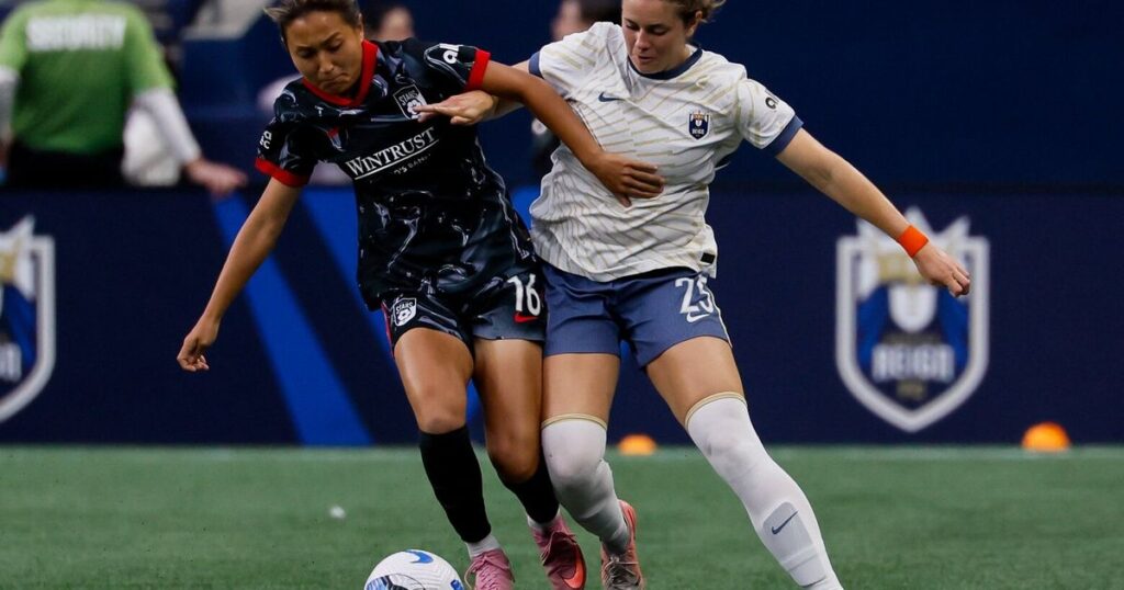 Seattle Reign fumble easy win, settle for tie with Chicago Stars