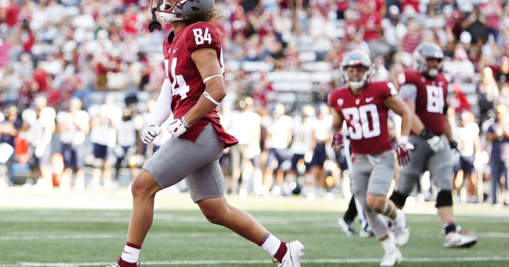 Washington State receiver Josh Meredith building on Apple Cup breakout