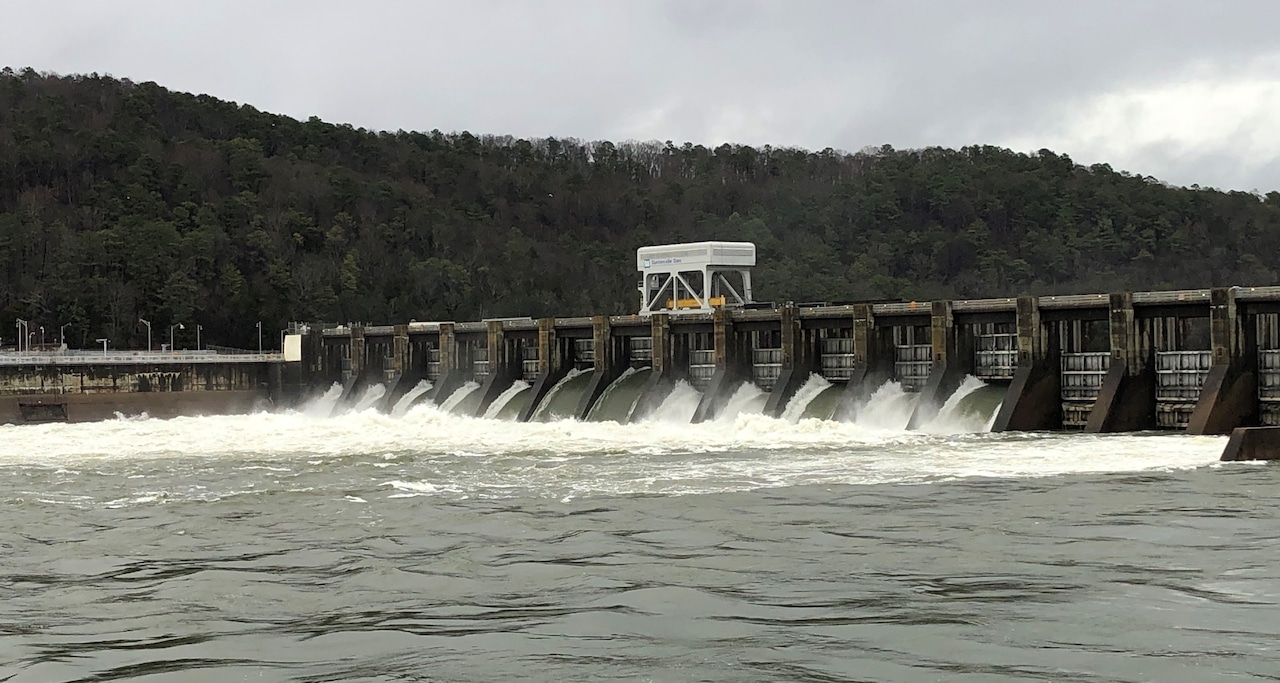 Guntersville Dam