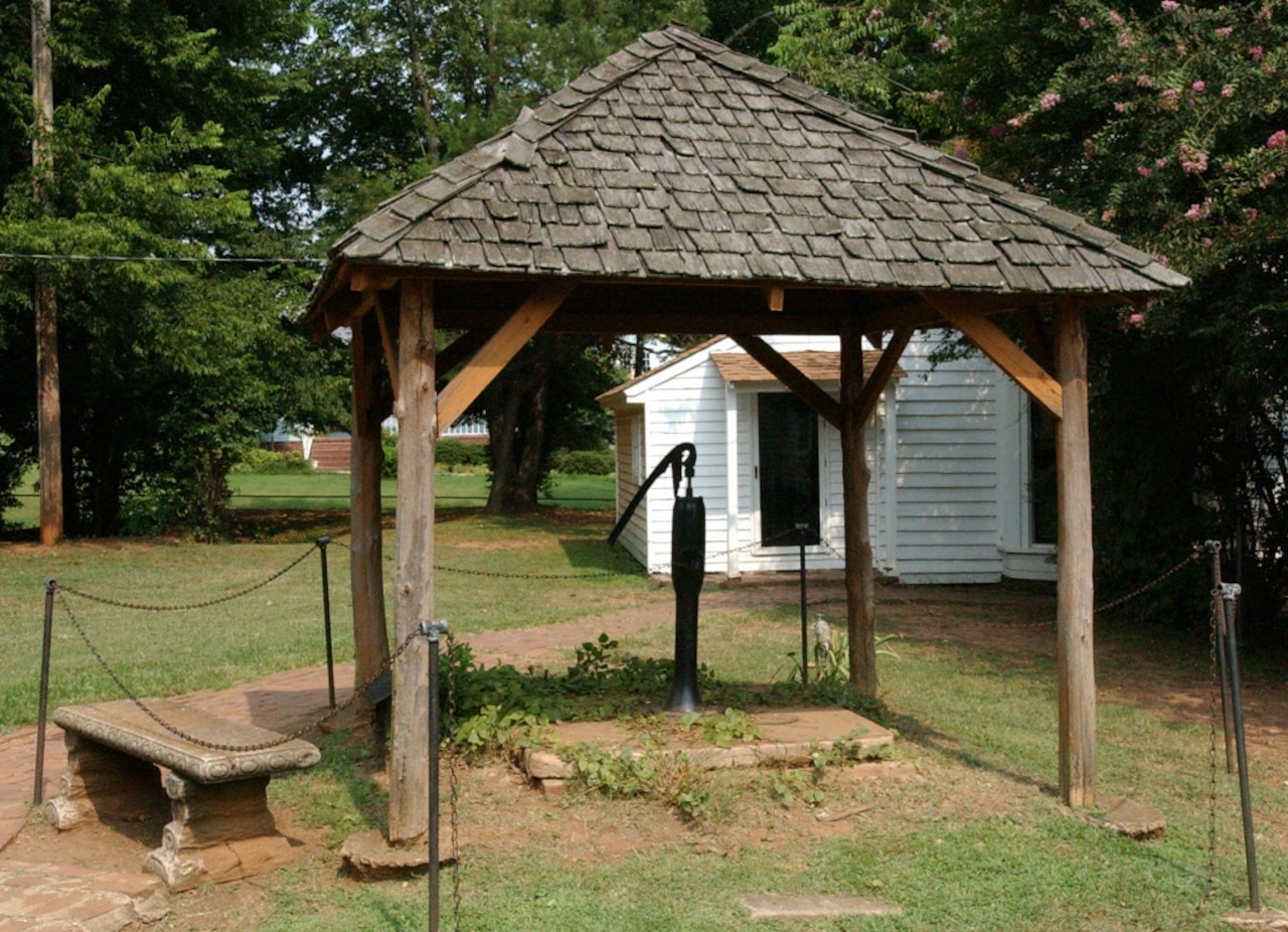 Helen Keller's water pump
