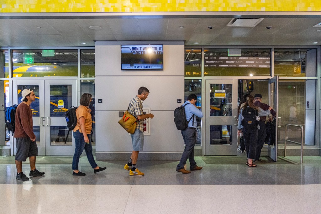 Greyhound to continue operations at Union Station in Denver