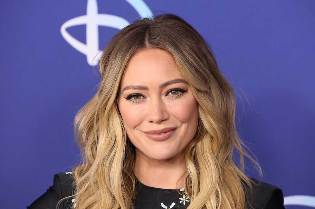 Hilary Duff returns to music, signs record deal with Atlantic