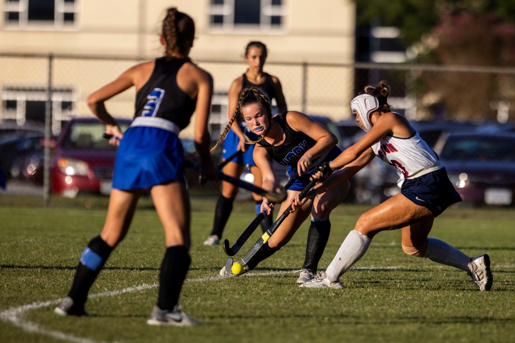 No. 11 York shuts out Menchville, extends field hockey undefeated streak – The Virginian-Pilot