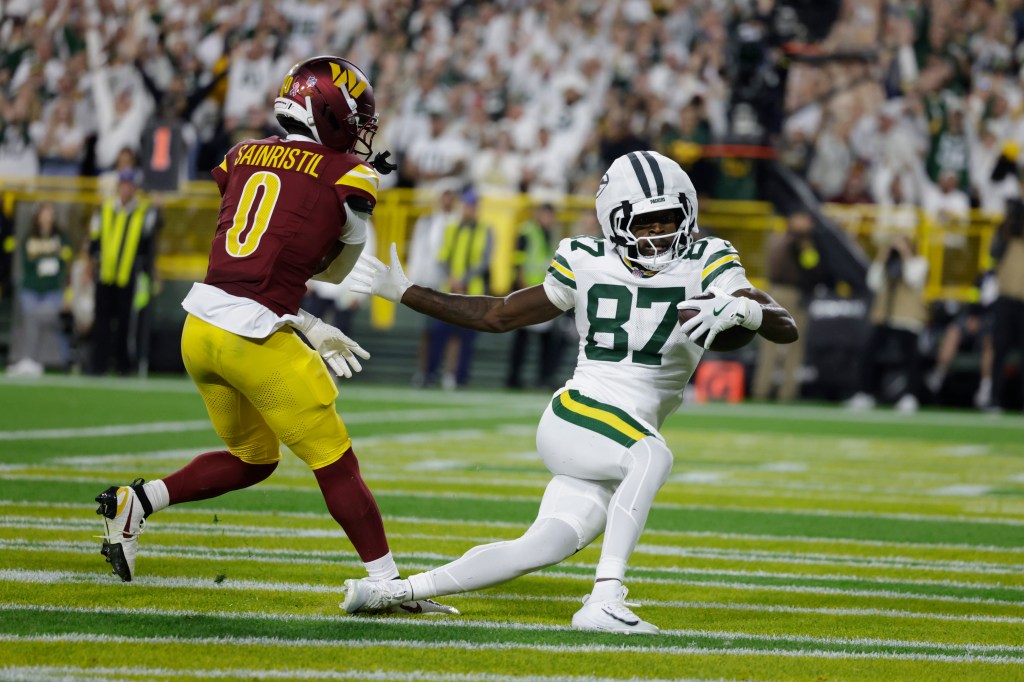 Packers dominate Commanders, who lose 2 regulars to injury – The Virginian-Pilot