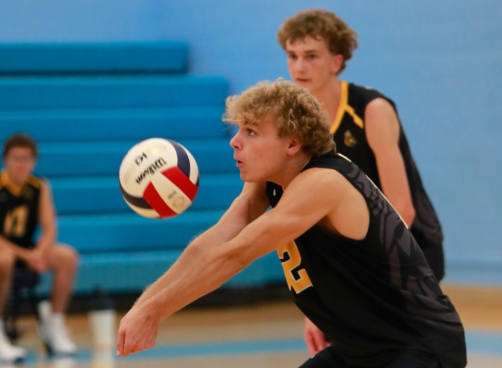 High school scoreboard: No. 1 Kellam boys, No. 6 Ocean Lakes girls win volleyball showdowns