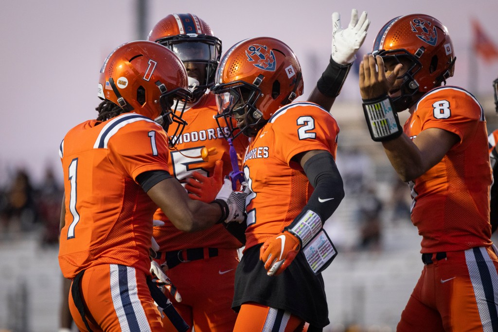 Maury takes a break after challenging early schedule – The Virginian-Pilot