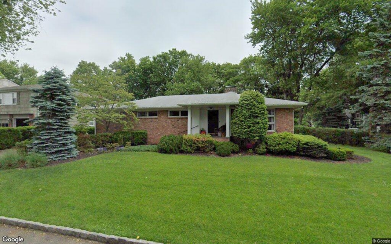 31 Woodside Avenue, Cranford, NJ