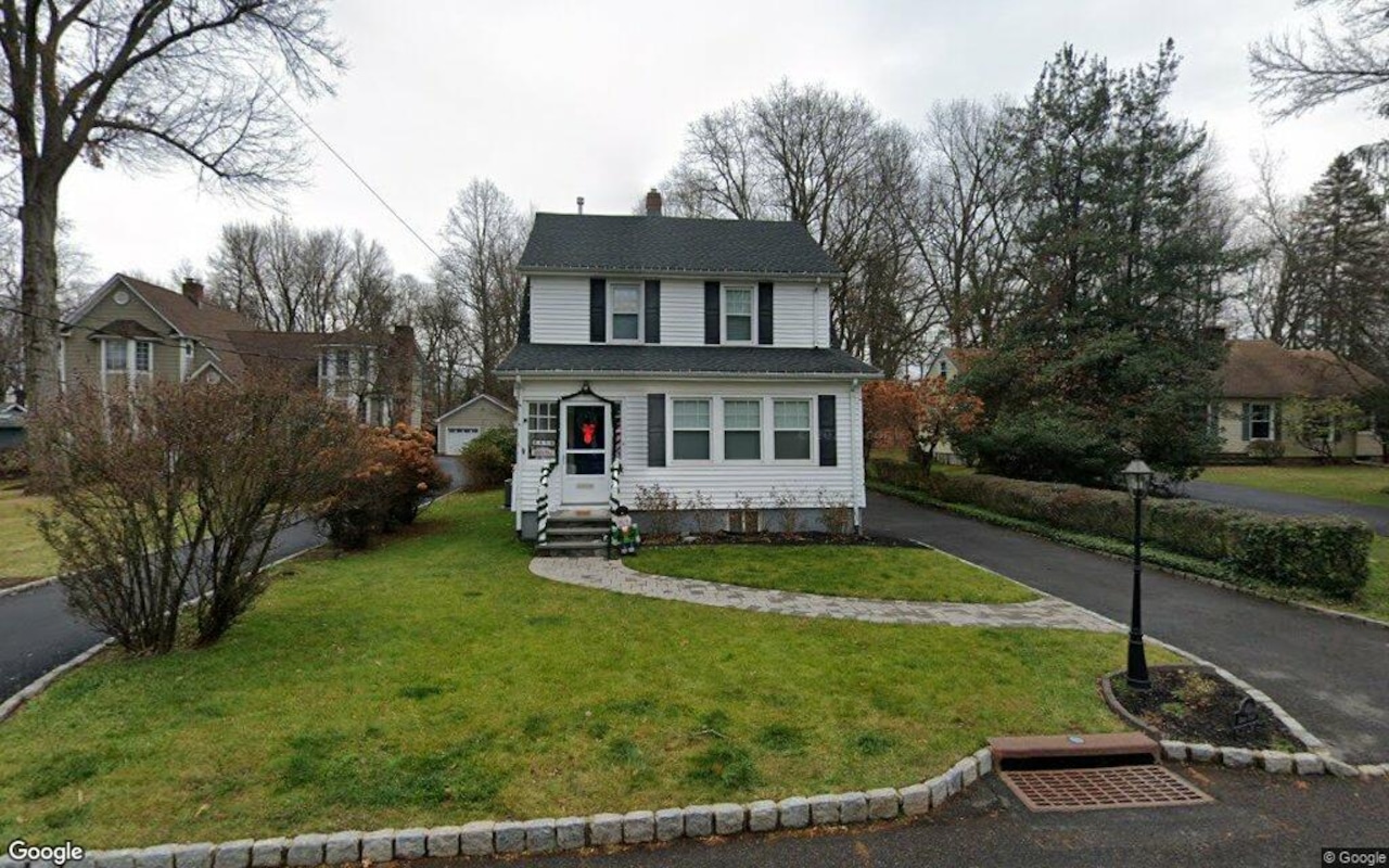 41 Debbie Place, Berkeley Heights, NJ