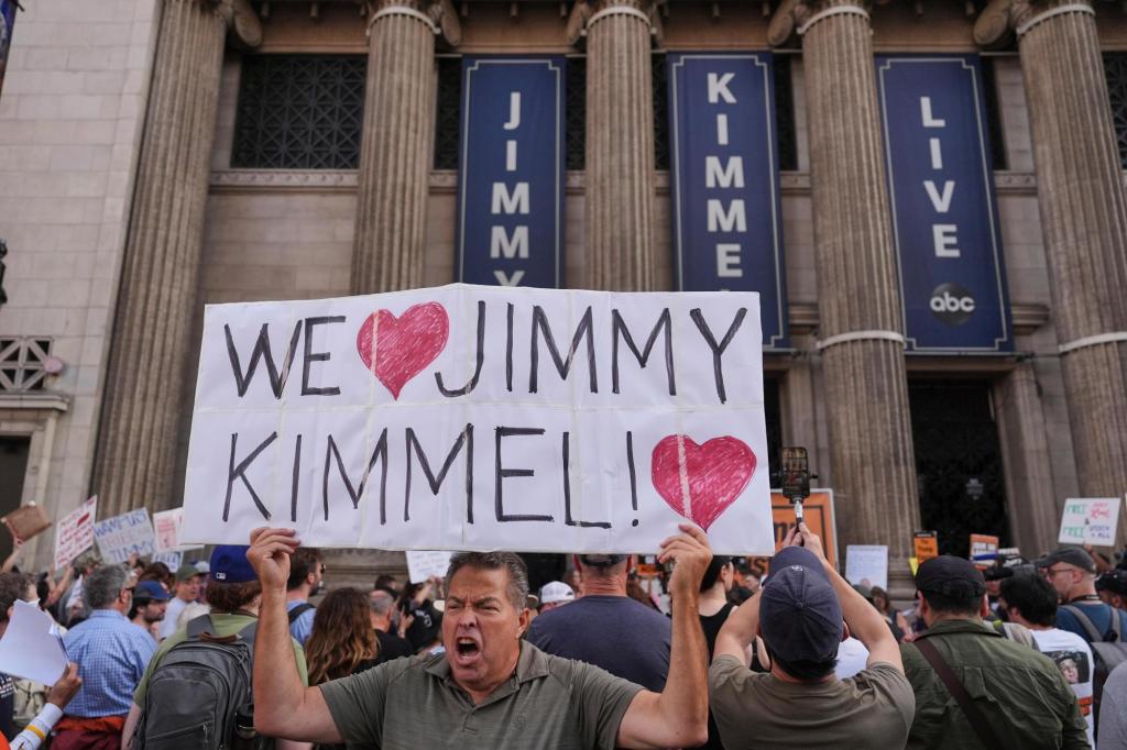 Stars sign letter defending free speech after Kimmel's suspension