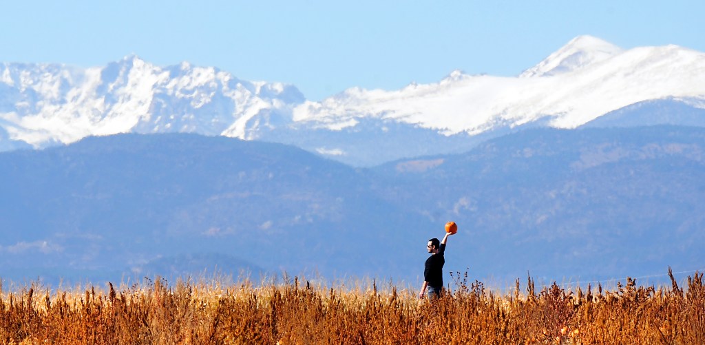 More than a foot of snow possible in high country, rain in Denver