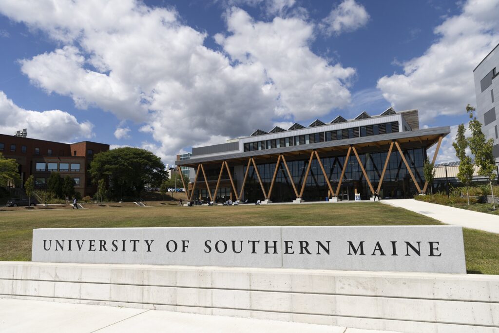 Feds restore funding to USM program that helps veterans go to college