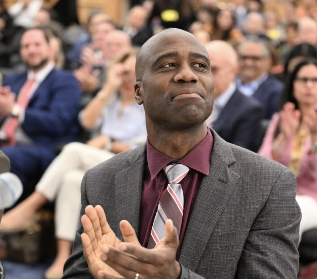 Florida likely 'in line' with unproven Tylenol-autism link