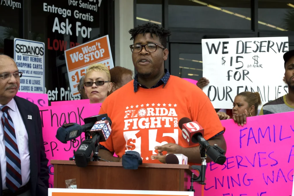 Florida's minimum wage rises to $14 an hour