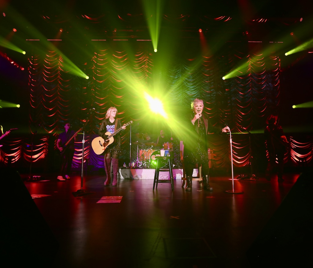 Heart is Coming to Simmons Bank Arena