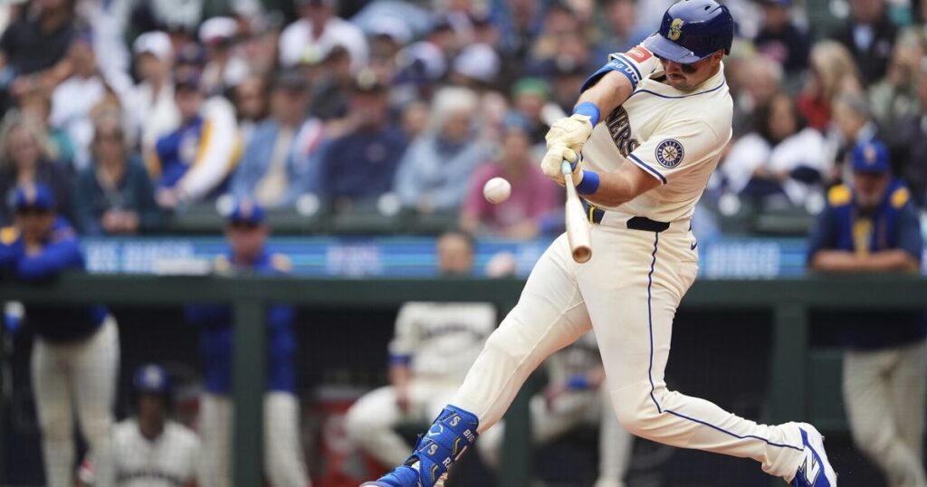Mariners’ Cal Raleigh ties Mickey Mantle record with 54th home run