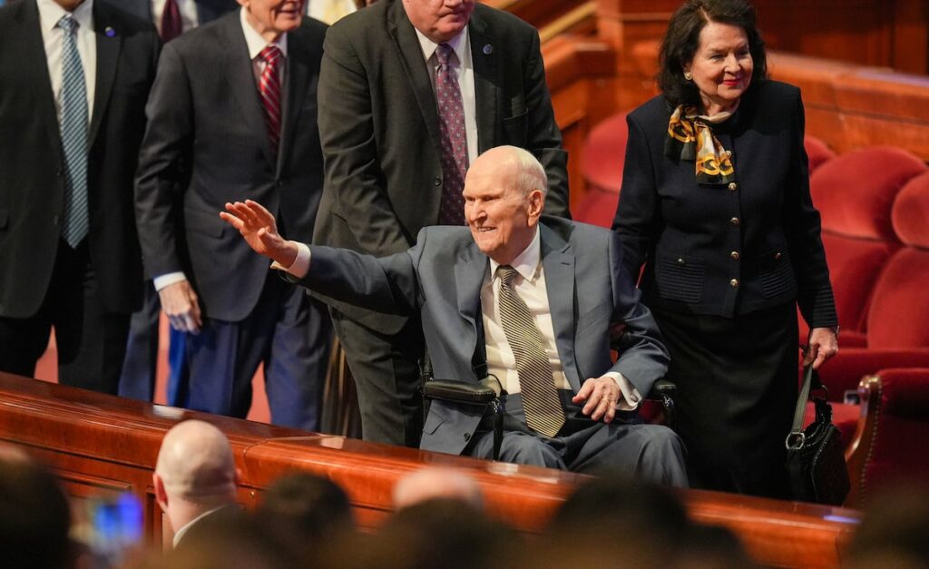 Scholars, influencers, church members pay tributes