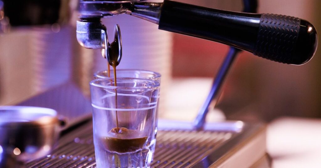 ‘Bikini barista’ owner stole wages, sexually harassed staff, WA lawsuit says