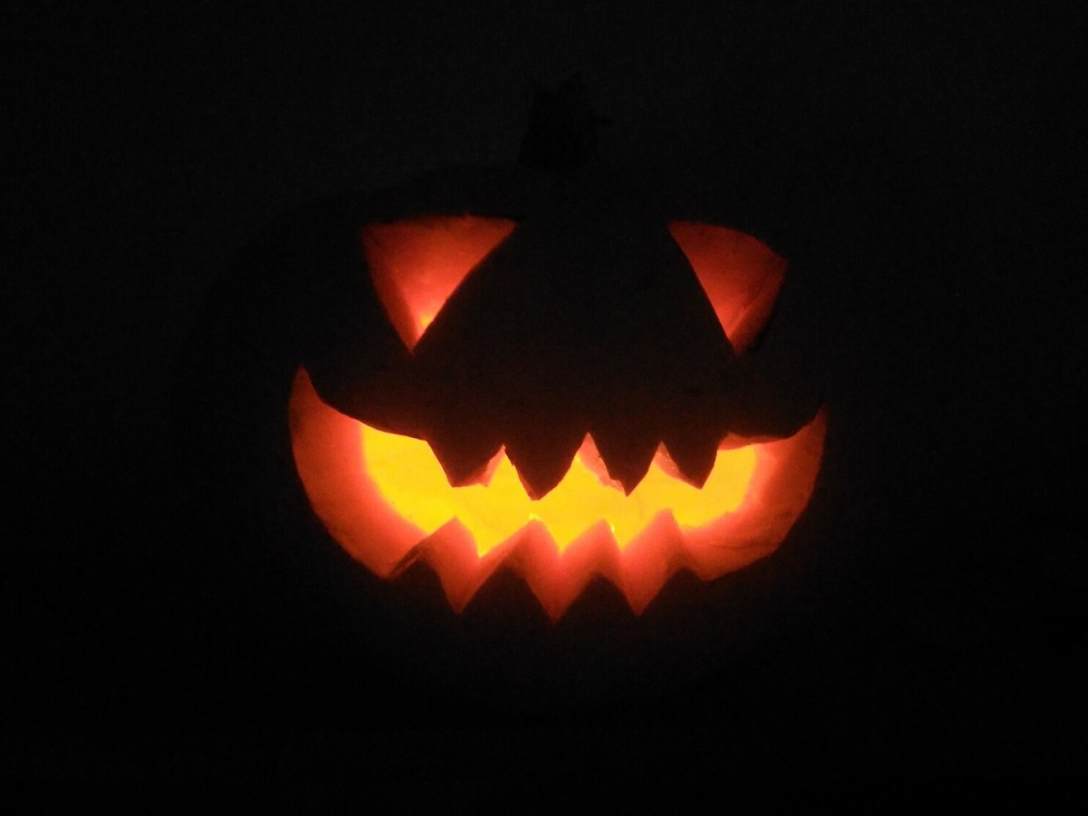 Ivanhoe Village gets spooky with Once Upon a Halloween neighborhood event