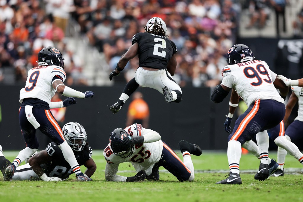 Column: Shoring up Chicago Bears’ porous run defense the latest challenge for Ben Johnson coming off bye week