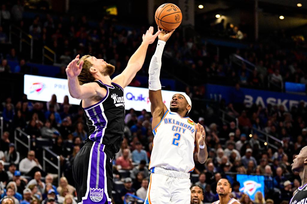 Con 31 puntos de Shai Gilgeous-Alexander, Thunder remonta ante Kings y mejora a 5-0 – Chicago Tribune