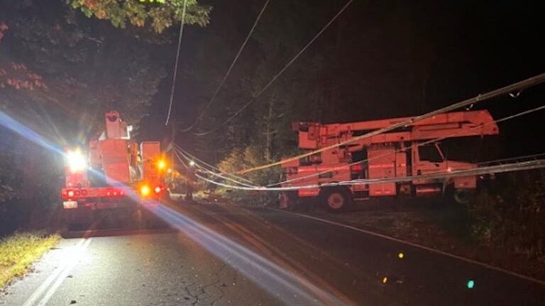 3 teens killed in New Hampshire crash
