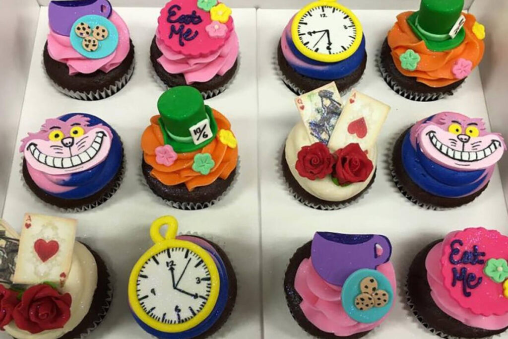 Cupcakes from The Cupcakery on South Eastern Avenue in Henderson are show in this Las Vegas Rev ...