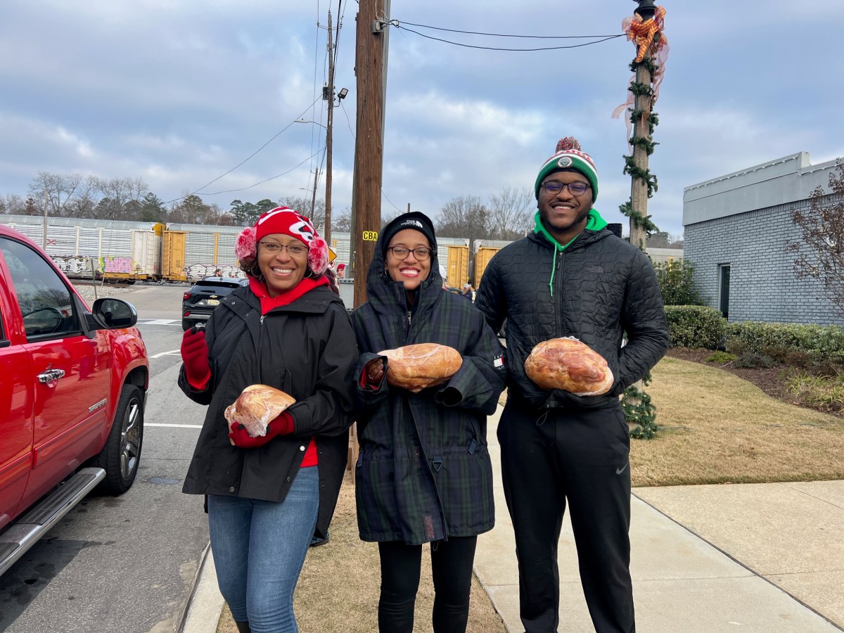 IMG 9903 FREE holiday events + easy ways to give back this season in Irondale