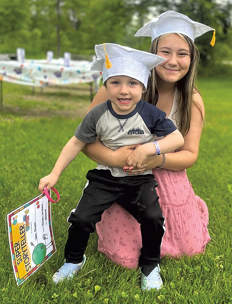 Alora Zargo (right) and her cousin