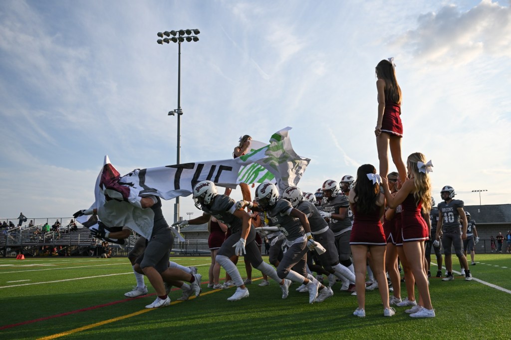 Broadneck football stays hot, beats Paint Branch, 37-22, in Class 4A quarterfinals