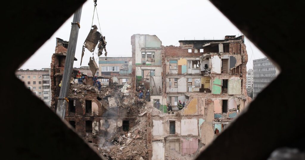 European leaders scramble to respond to a US peace plan for Ukraine seen as favoring Russia