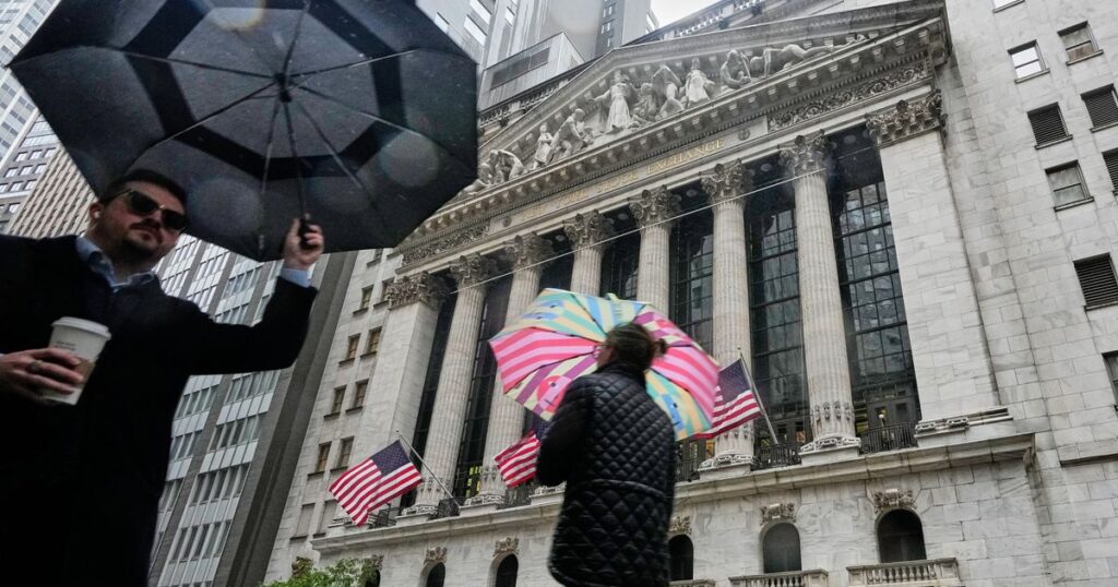 Shares in Asia advance, led by tech stocks, after another week of gains for Wall St