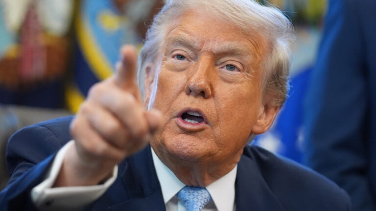 Trump says he will sell F-35s to Saudi Arabia