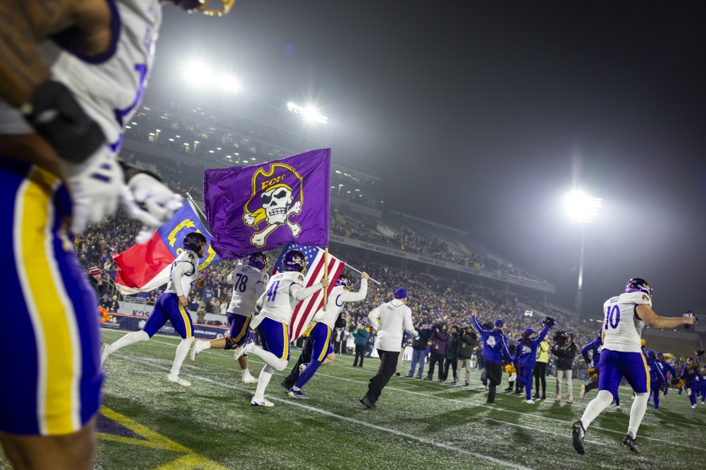 East Carolina to play Pittsburgh in Go Bowling Military Bowl in Annapolis