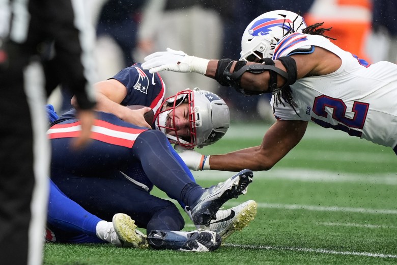 Patriots miss opportunity win AFC East title with loss to Bills