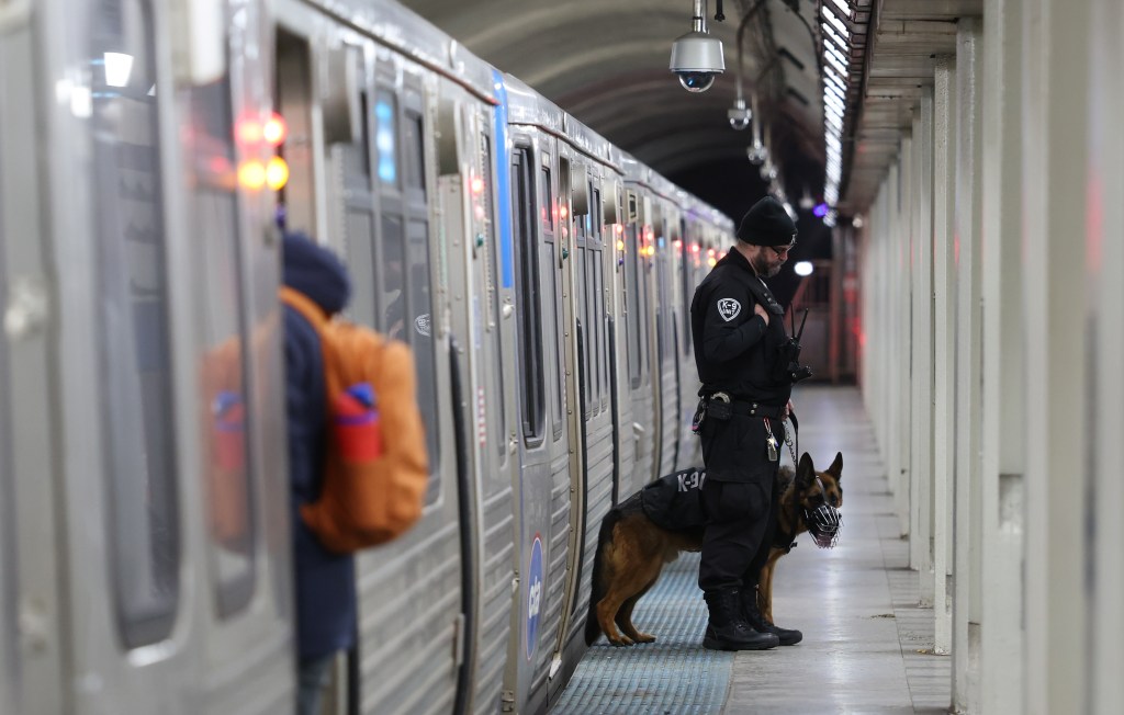 CTA to add additional police officers after Feds threaten funding