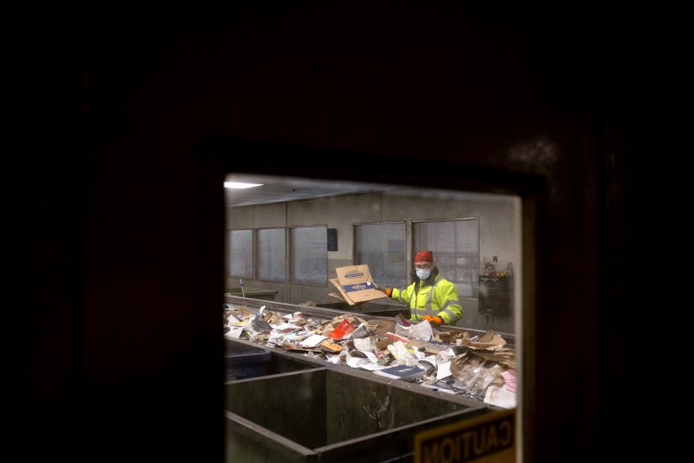 A Mainer’s guide to a greener holiday cleanup