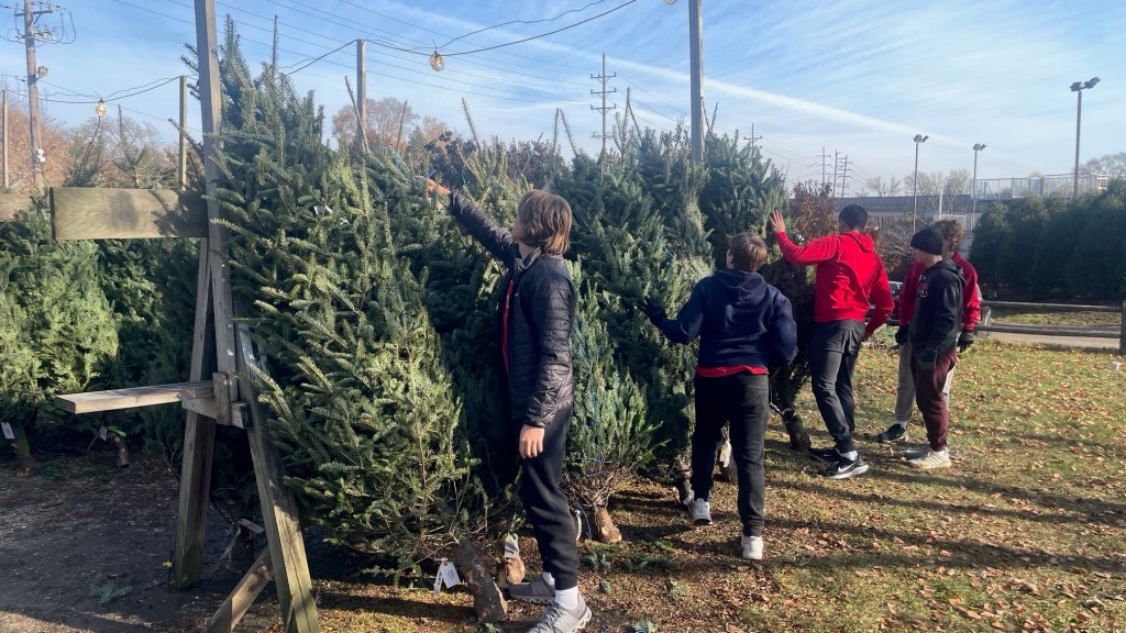 Clarendon Hills Lions Club marks 75th anniversary